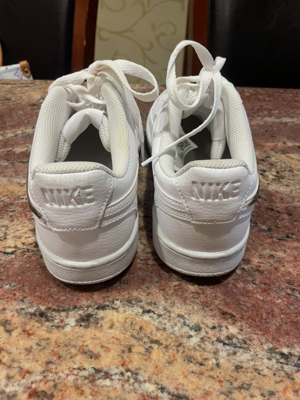 Nike White Low-Top Leather Sneakers. Custom designed  authentic Louis Vuitton - Picture 2 of 4
